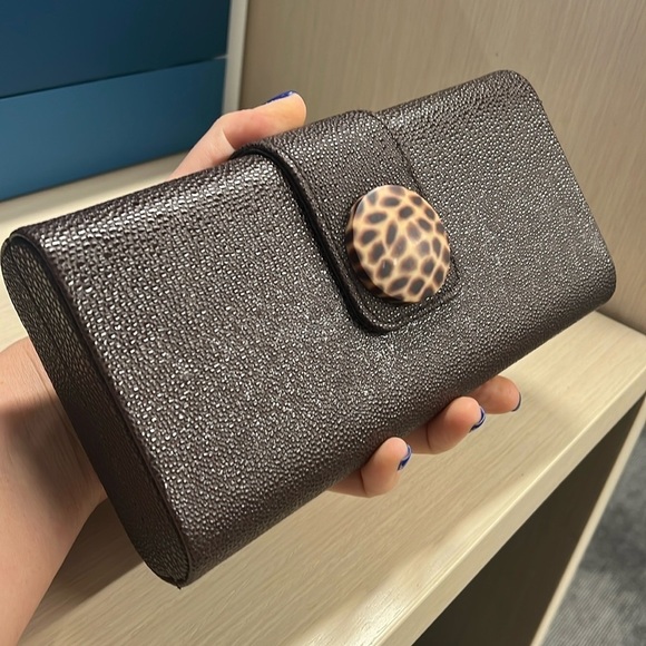 Laura Mercier Brown Pebbled Hardshell Structured Clutch Bag - Picture 1 of 8